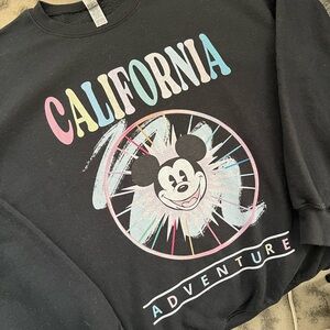 Disney California Adventure small shop crewneck pullover Sweatshirt - Black